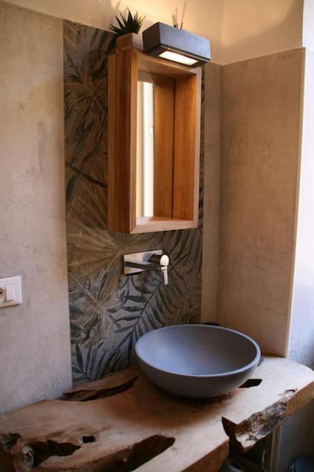 Great In Great Location Apartment Rom